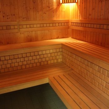widok pustej sauny